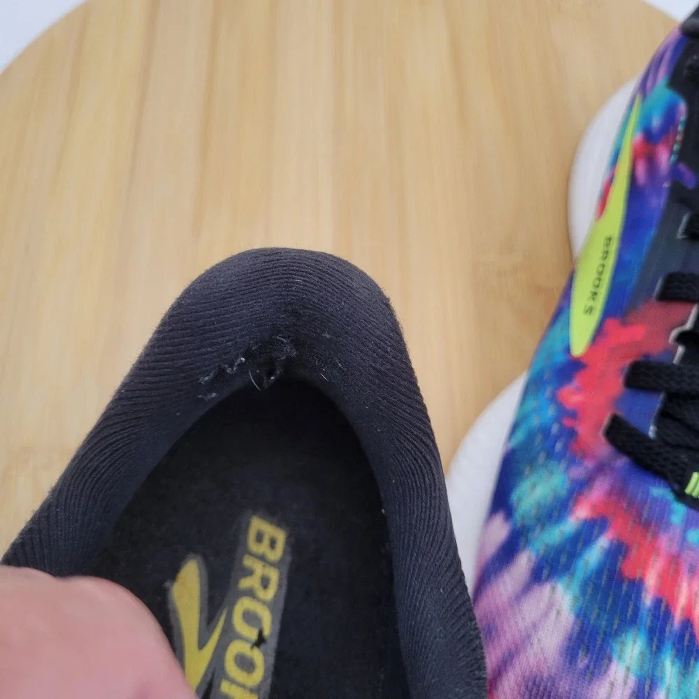 Brooks Launch 8 Tie Dye Running Shoes Womens 7 Black Multi Color 1203451B051